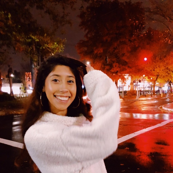 Meet your Posher, Christel - Picture 1 of 1